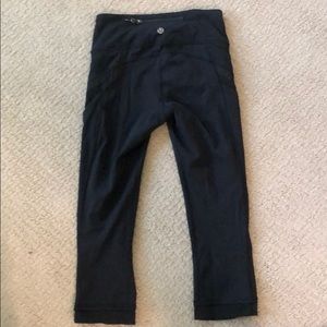 lululemon athletica crop leggings